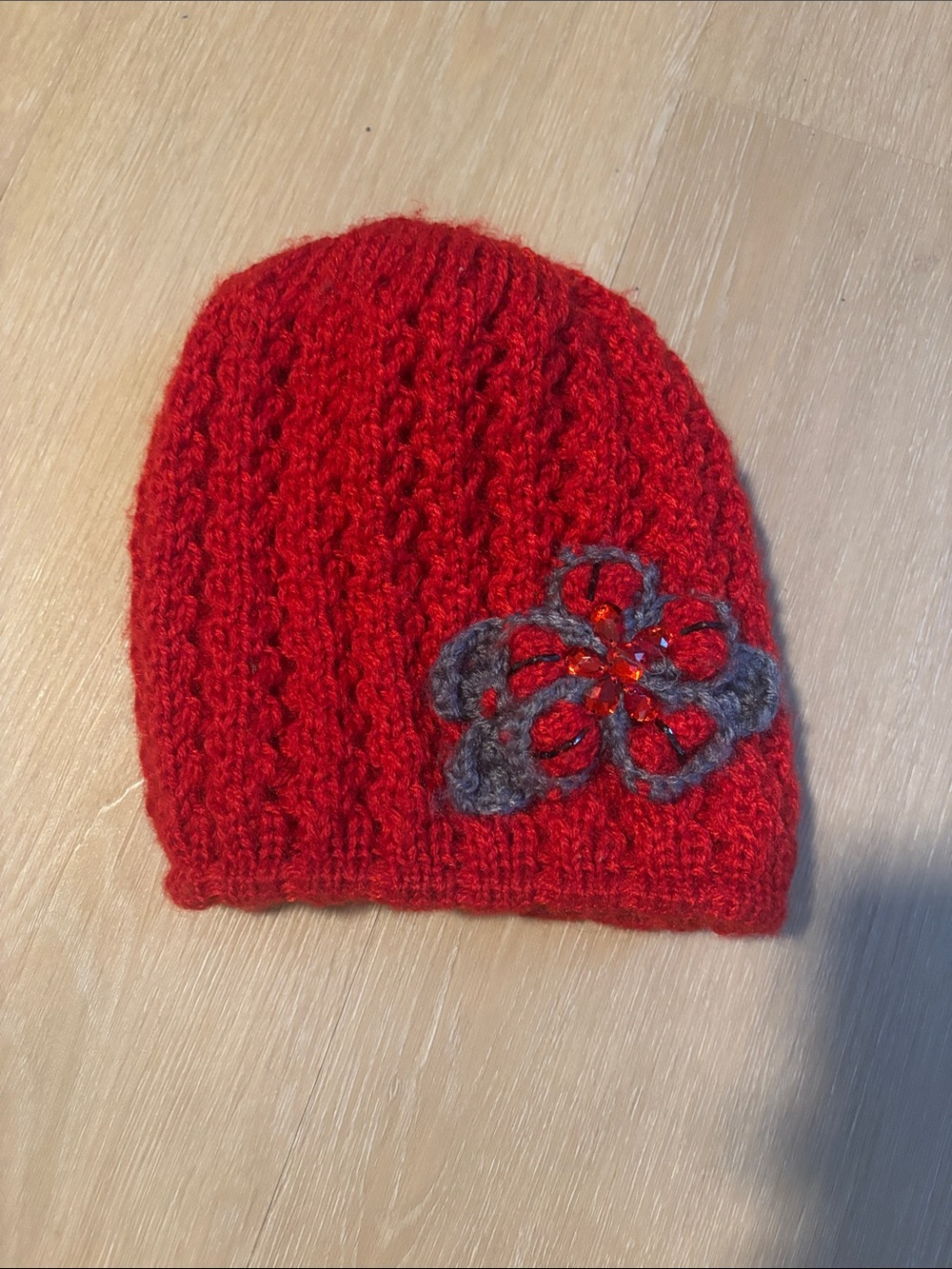 Women's Knit Red Beanie with Gray Flower